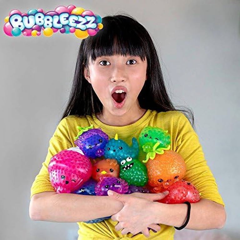 Bubbleezz Jumbo 55196 Bubbleez Ula Purrycorn Figure, Polka-Dotted