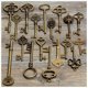 thumbnail image 2 of Conjunto de 72 Antiguos Vintage Antiguo Aspecto Bronce Esqueleto Llave Corazón Cerradura Colgante, 2 of 7