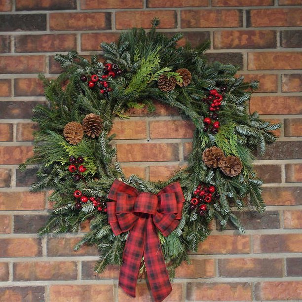 Premium Fresh Mixed-Evergreen Christmas Wreath - Walmart.ca