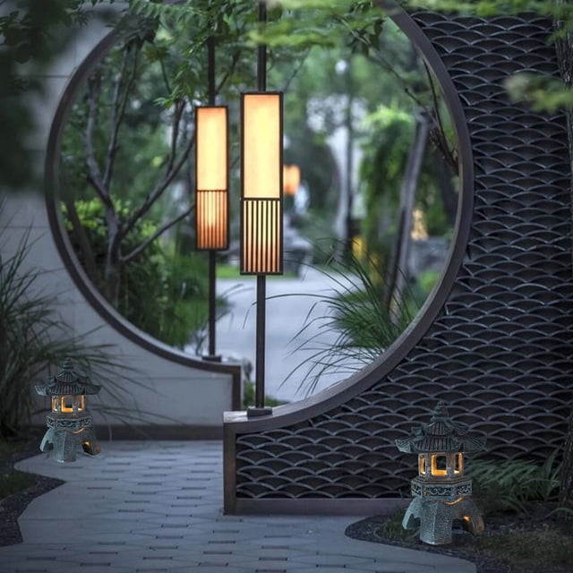 BESTYASH 1Pcs Grey Resin Court Lantern Shape with Solar Post Light for Rock Garden Decorations