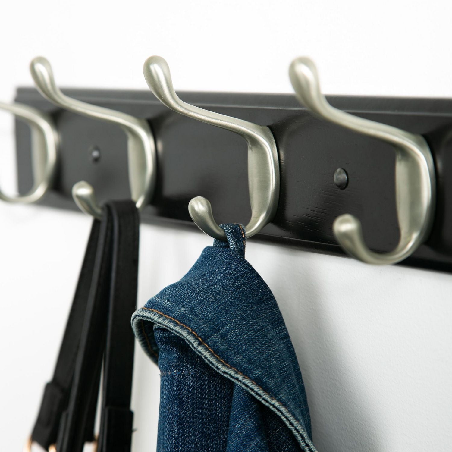 Era Classic 4 Hook Rail Black, 15.75x2.75x2.75 in.