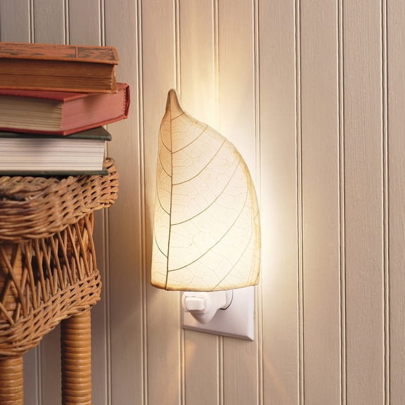 Eangee Leaf Night Light Natural