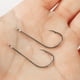 thumbnail image 4 of 100 piezas de anzuelo de pesca de doble púas para agua dulce y salada con alto contenido de carbono, 4 of 8