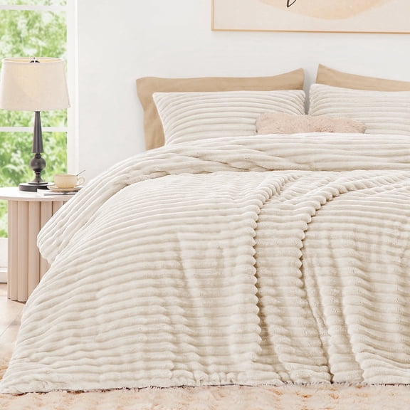 Fleece Queen Comforter Set 3-Piece - Super Soft Faux Fur Stripe Jacquard Bedding, 1 Warm Winter Fluffy Comforter with 2 Pillowcases, Beige