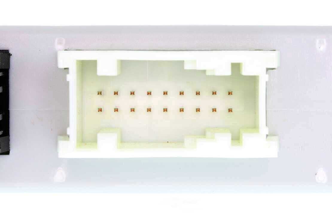 VEMO V20-72-9991 Control Unit, parking distance control