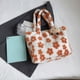thumbnail image 4 of Y2K Bolso Mano Peludo Hombro Esponjoso Gran Capacidad Mujeres, 4 of 9