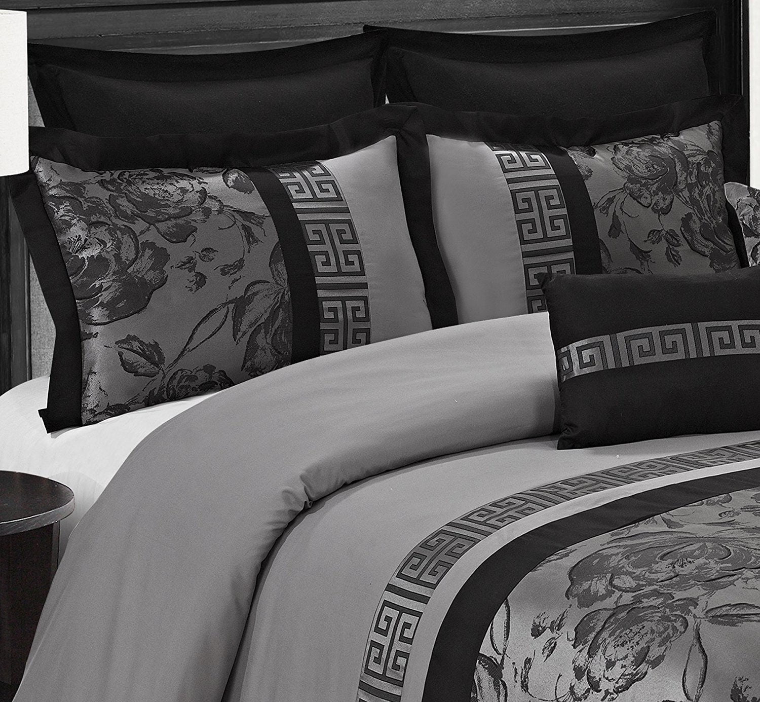 EvJk 8 Piece Jacquard Patchwork Floral Pattern Queen Bed in a Bag, Gray Bedding Set