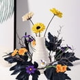 thumbnail image 4 of Guirnalda decorativa de candelabros para Halloween | Centro de mesa con flores artificiales | Decoración para fiestas navideñas, 4 of 6