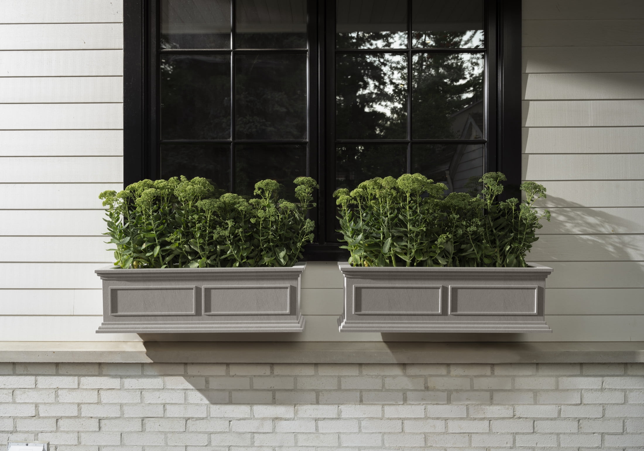 Veradek Brixton Railing Window Box 36" Plastic Planter - Gray