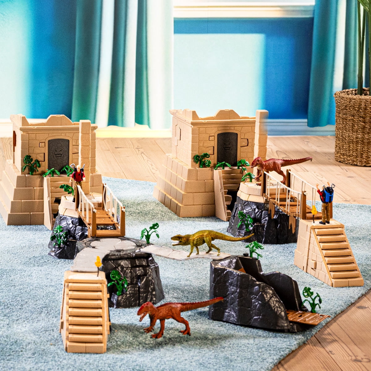 Schleich Dinosaurs Dino Temple Conquest