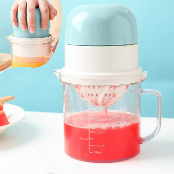 Exprimidor manual de cítricos, limón y naranja con vaso medidor y rallador integrados.