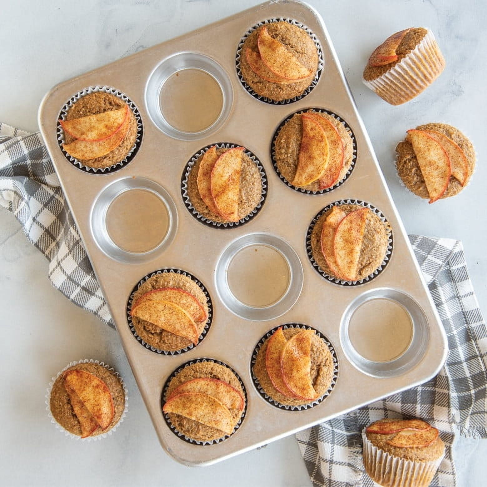Nordic Ware Commercial Muffin Pan - Thumbnail 5