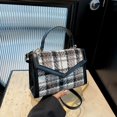 thumbnail image 2 of Bolso retro occidental, otoño 2025, nueva moda, bandolera informal a cuadros, bolso cuadrado pequeño, 2 of 5