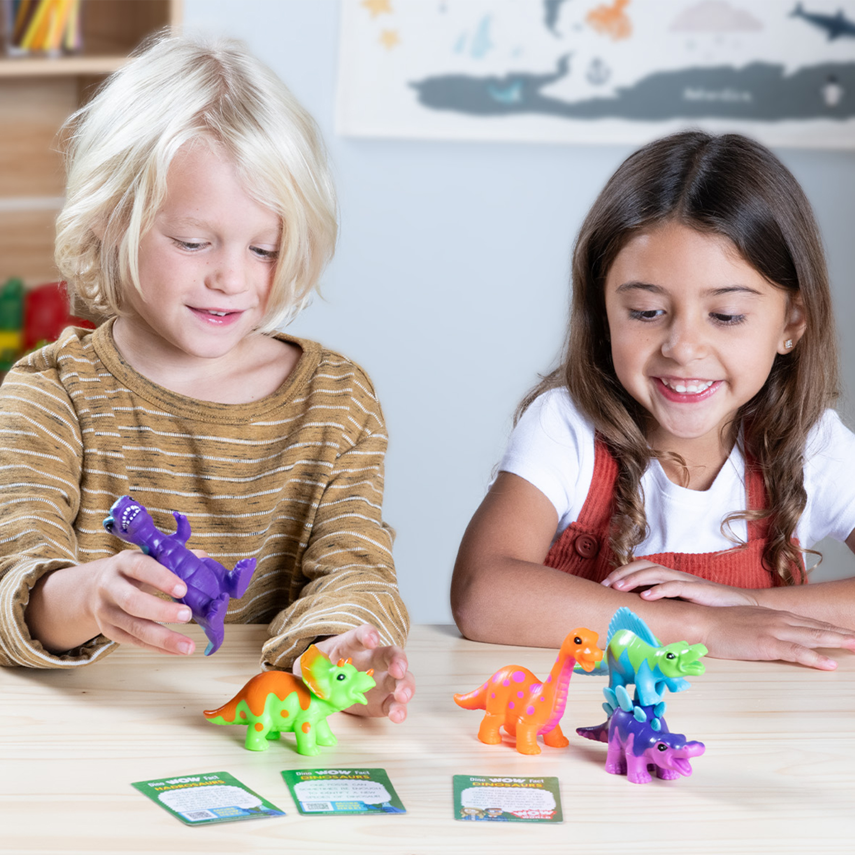 Goliath WOW in the World Baby Dinosaurs Bucket