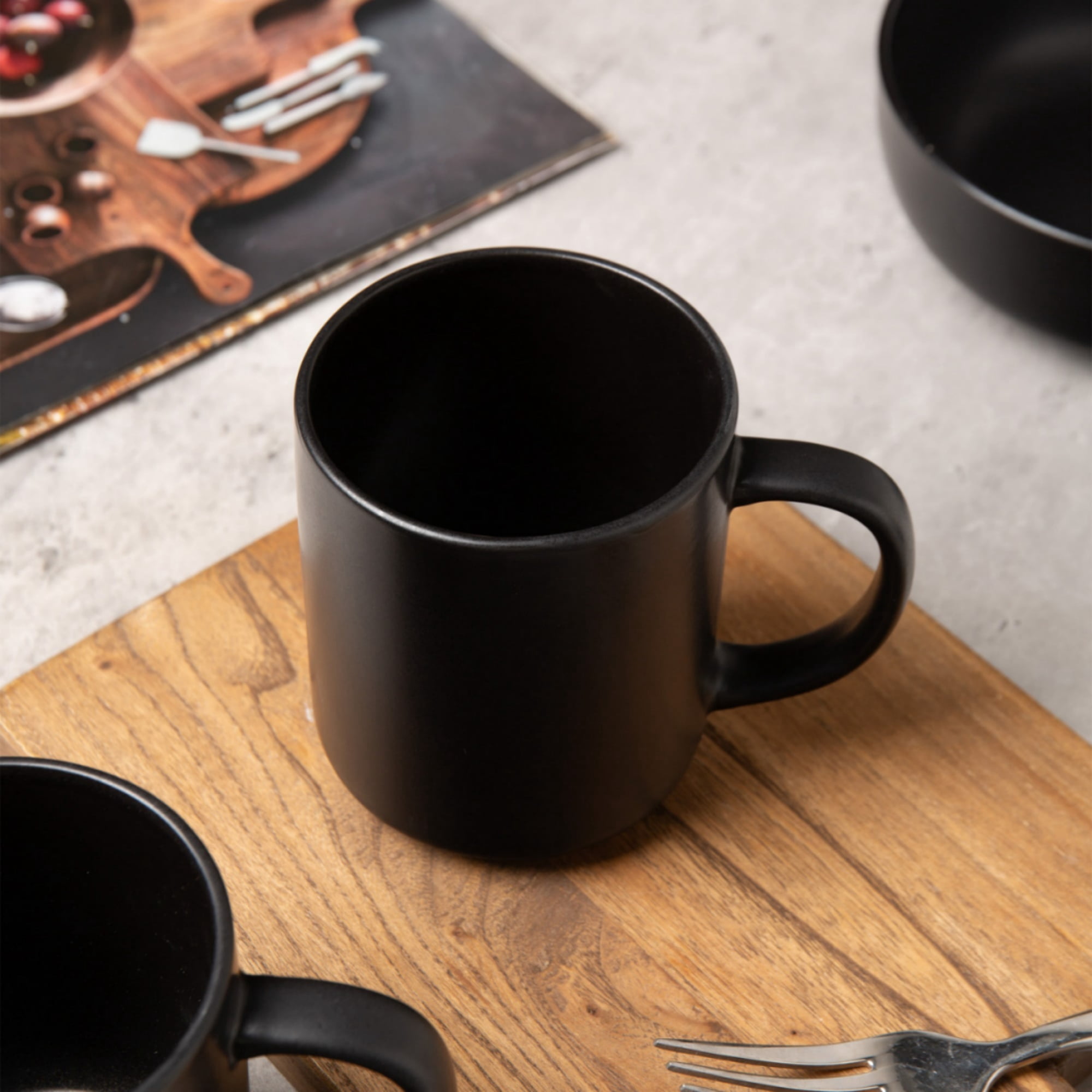 GARITIN 12-Piece Stoneware Dinnerware Set with Mugs, Microwave Dishwasher Safe Chip Resistant Dinner Plates Salad Plates Cereal Bowls, Stackable Matte Glaze Kitchenware Service for 3, Black