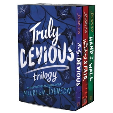 Truly Devious Truly Devious 3-Book Box Set: Truly Devious, Vanishing Stair, and Hand on the Wall, (Paperback)