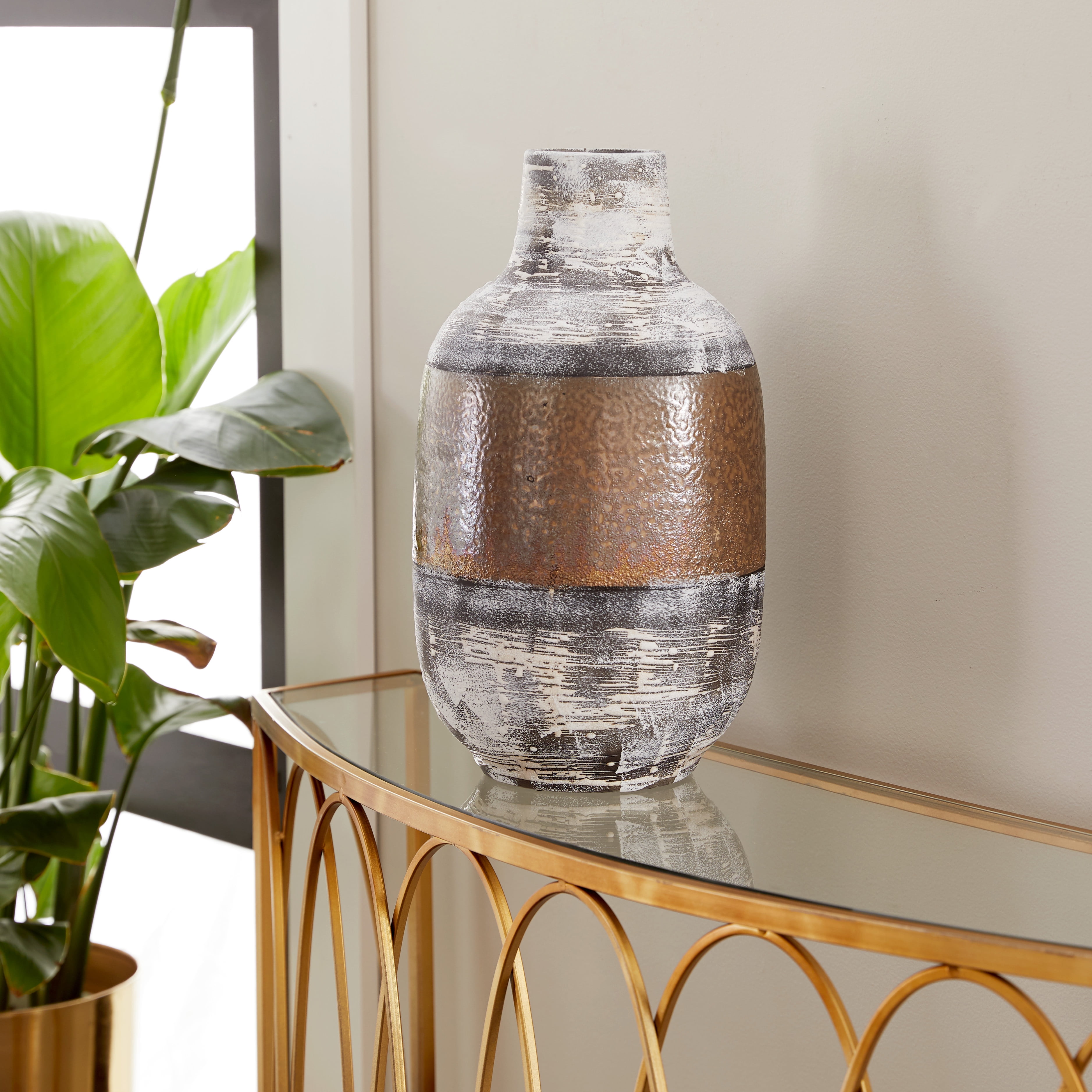 Decmode Large, Round Rustic Brown, White & Gray Ceramic Vase, 8” x 15