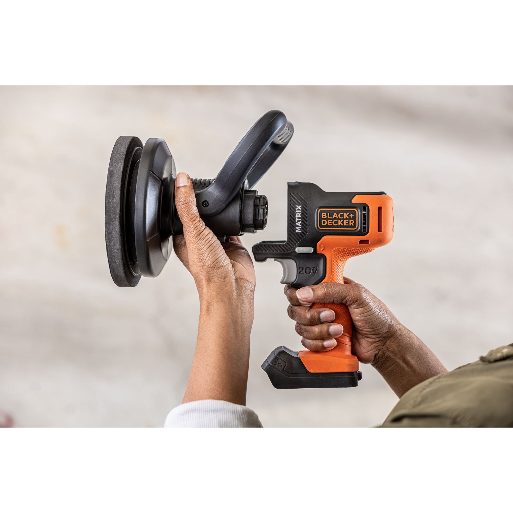BLACK+DECKER MATRIX 20V MAX* Buffer Kit with Battery and Charger Included (BCBMT120C1FF)