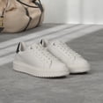 thumbnail image 2 of Zapatillas Steve Madden Charlie para mujer blancas con plataforma, 2 of 5