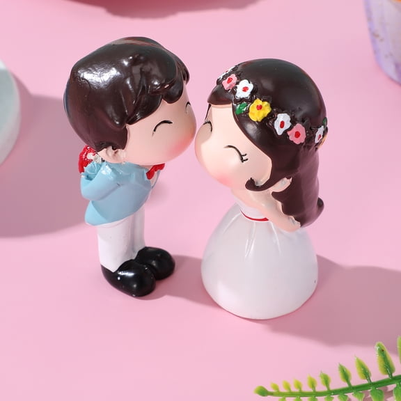 CTIRCHIU 1 Pair Resin Wedding Cake Toppers Couple Dolls for Valentine's Day , Miniature Figurines, Car Ornament & Party Decoration