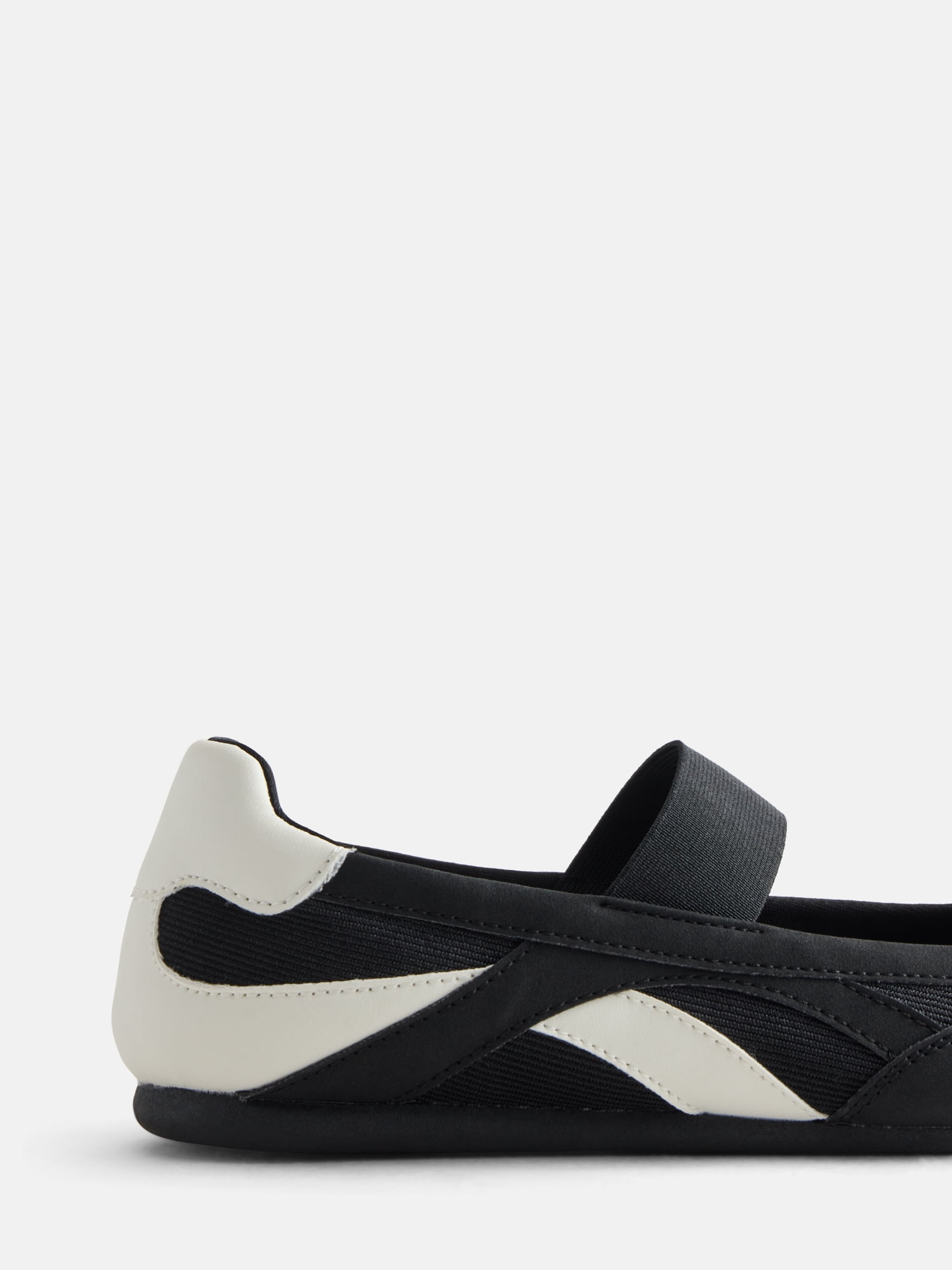 Scoop Women's Mary Jane Mesh Sneakers
