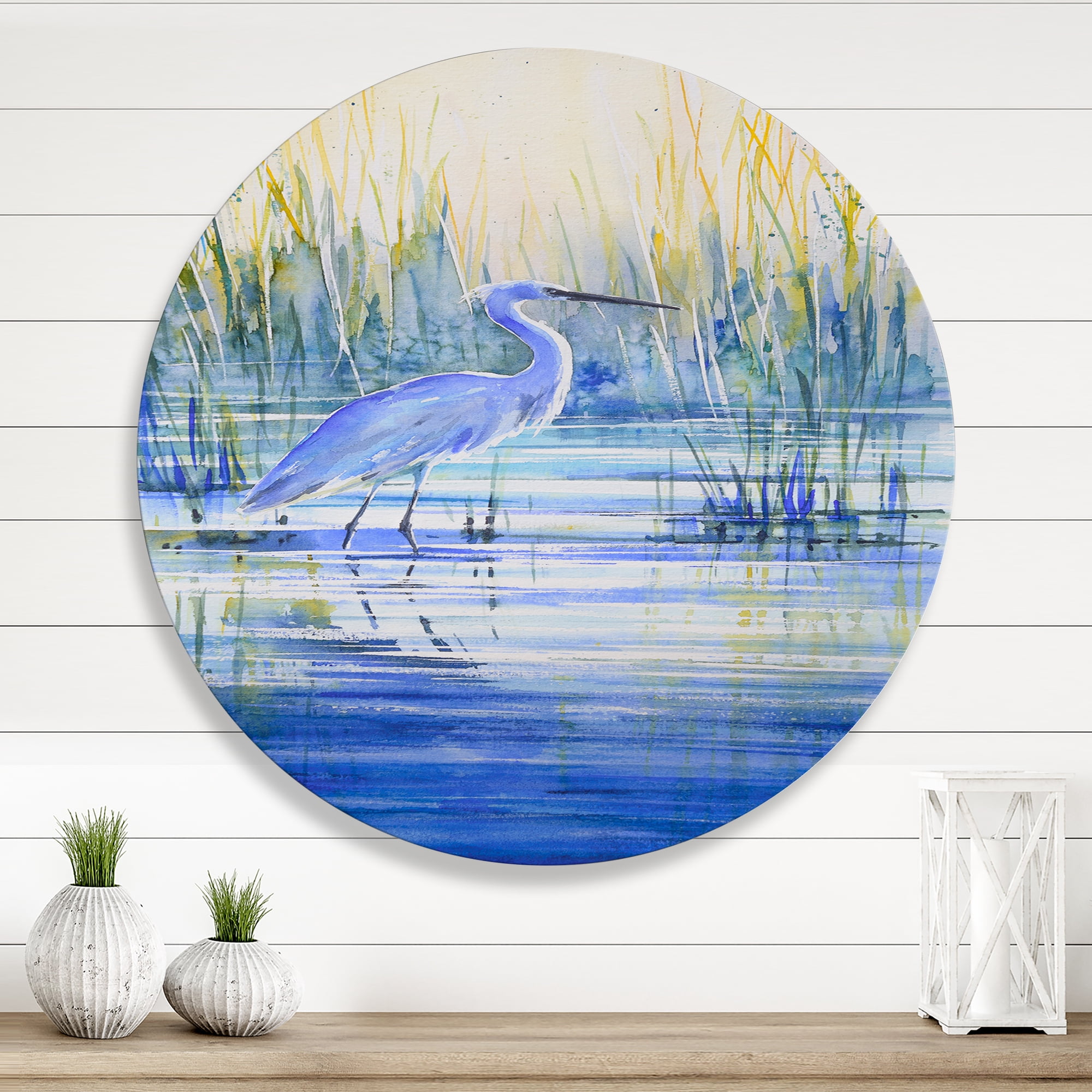 Designart 'Blue Heron On The Lake Shore' Traditional Circle Metal Wall Art 11x11 - Disc of 11