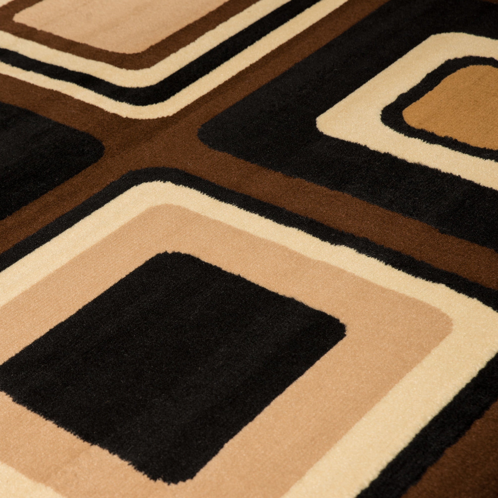 United Weavers Plaza Florence Runner Rug, Geometric Pattern, Brown, 2'3 X 7'2"