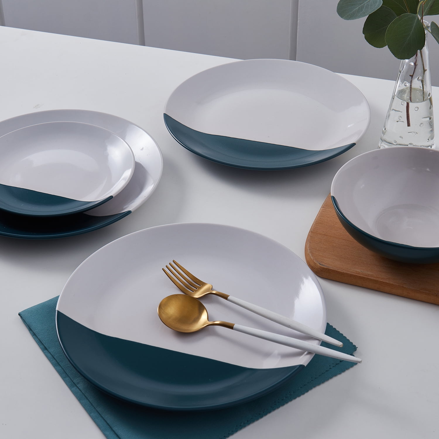 Stone Lain Lizzy Stoneware 12-Piece Round Dinnerware Set, Emerald Dark Green, CB