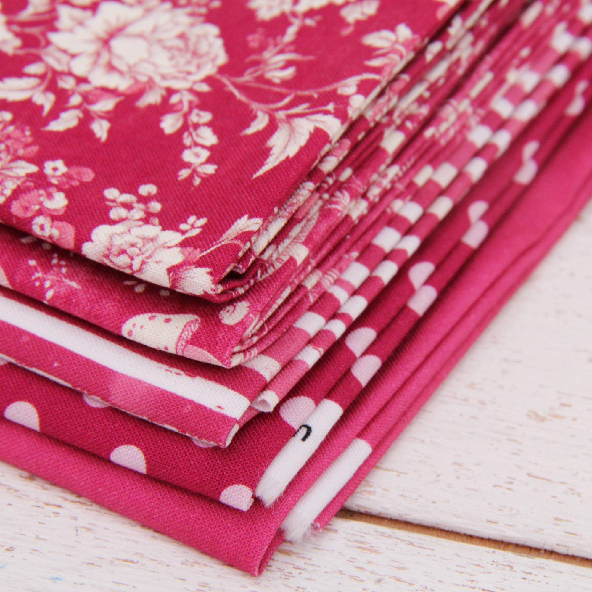 Threadart Cotton Quilting Fabric Sold By The Yard - Vintage Threads Collection - 44" Width - 100% Cotton - Quilting, Sewing, Crafts - Burgundy Marble