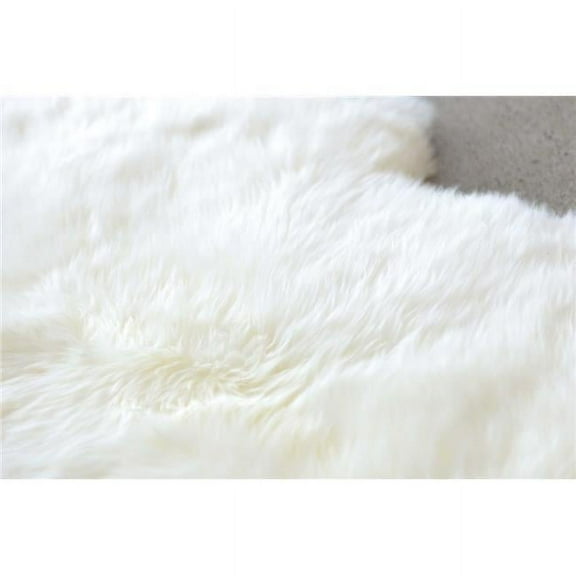 2 x 6 x 6 in. New Zealand Sexto Sheepskin Rug  Natural