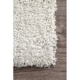 thumbnail image 3 of nuLOOM Machine Made Shags, Contemporary, Solid & Striped 100 Percent Polypropylene White Rug (5` 3" x 7` 6" Oval), 3 of 4