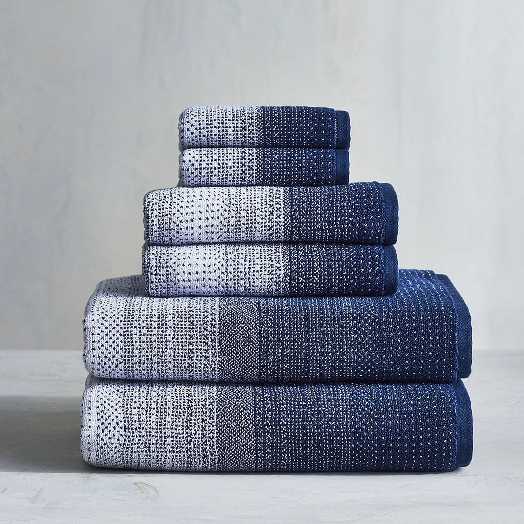 Blue bath towel in soft cotton terry 90x150cm - Gripsholm