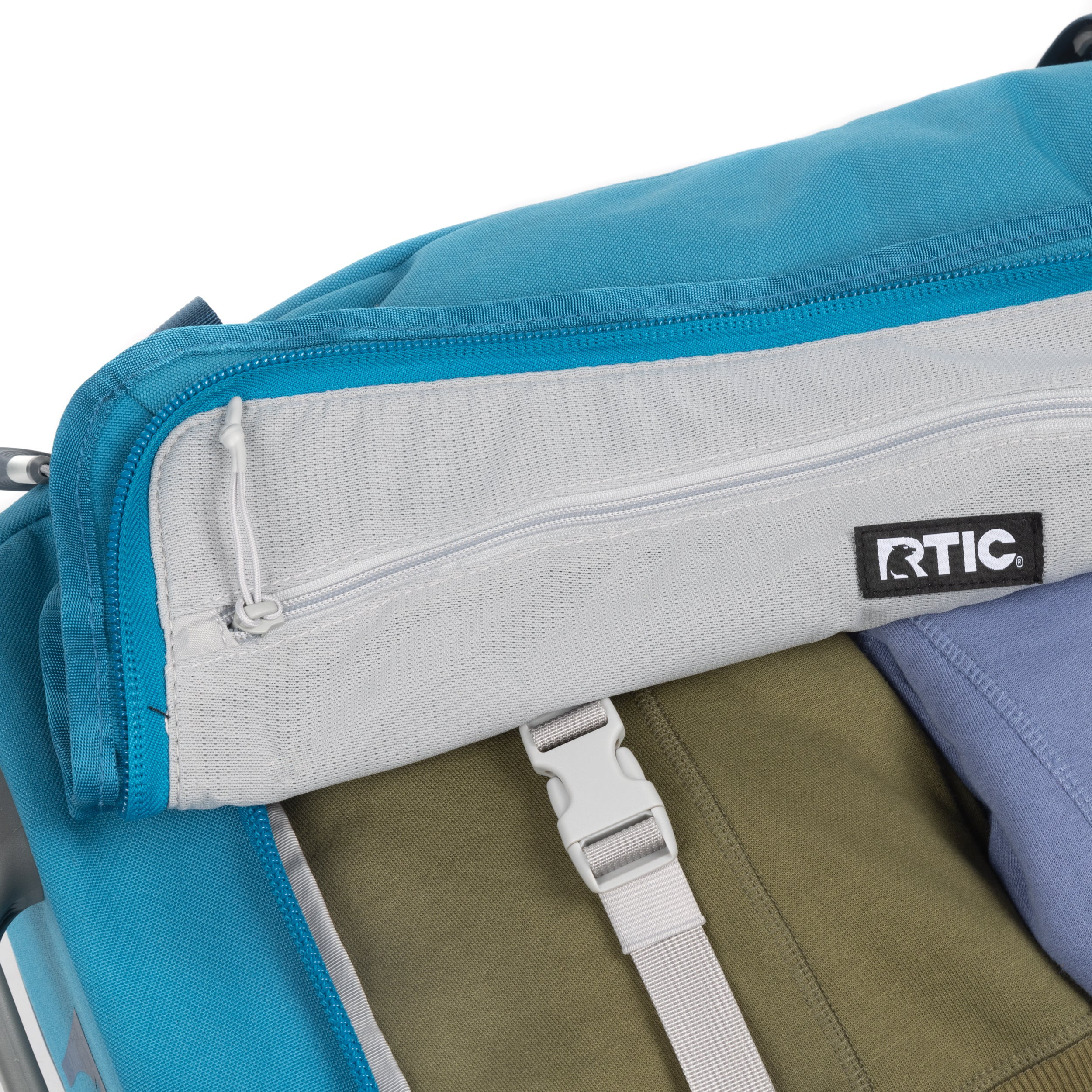 RTIC Road Trip Rolling Duffle Bag with Wheels for Men and Women, Traveling Tote for Camp, Travel, Gym, Weekender, Camping, Overnight Carry On