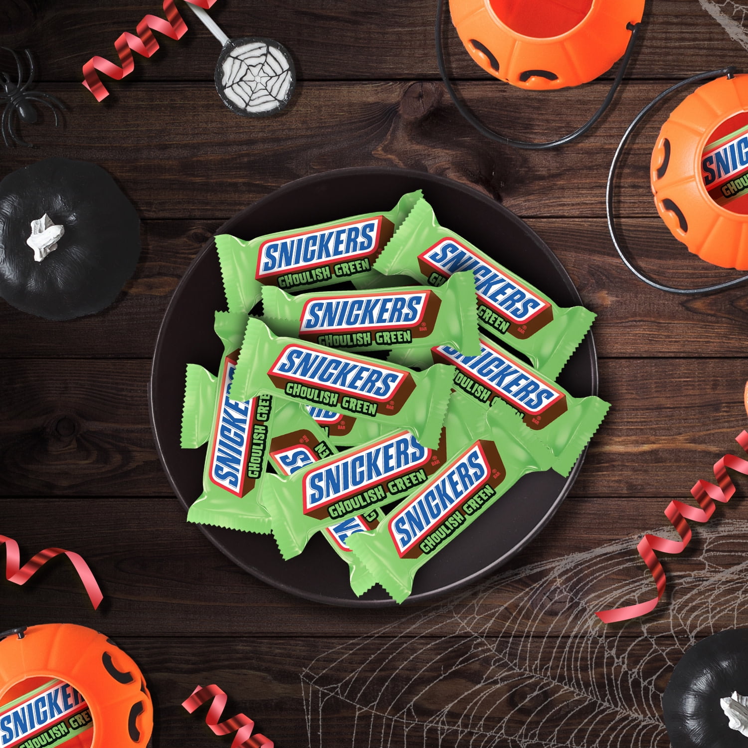 (2 pack) Snickers Ghoulish Green Milk Chocolate Halloween Candy Bars - 9.69 oz Bag