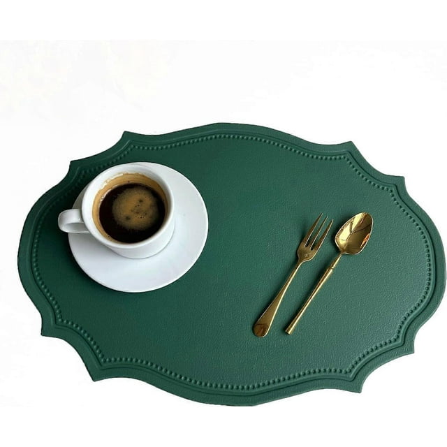 Leather Washable Placemats, Green Thick Faux Leather Heat Resistant Elliptical Shape Table Mats,Waterproof Non-Slip Easy to Clean Place mat for Kitche