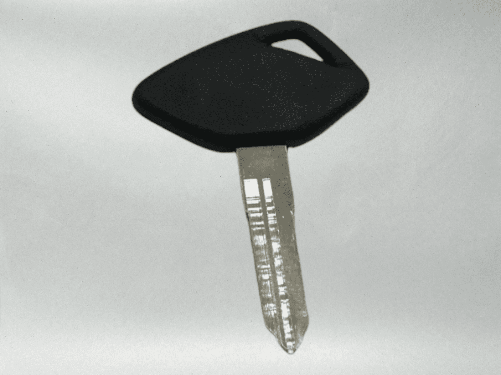 Suzuki OEM Boulevard C90 C109R C 90 M109 R T Ignition Key Blank 37146-10F00 1