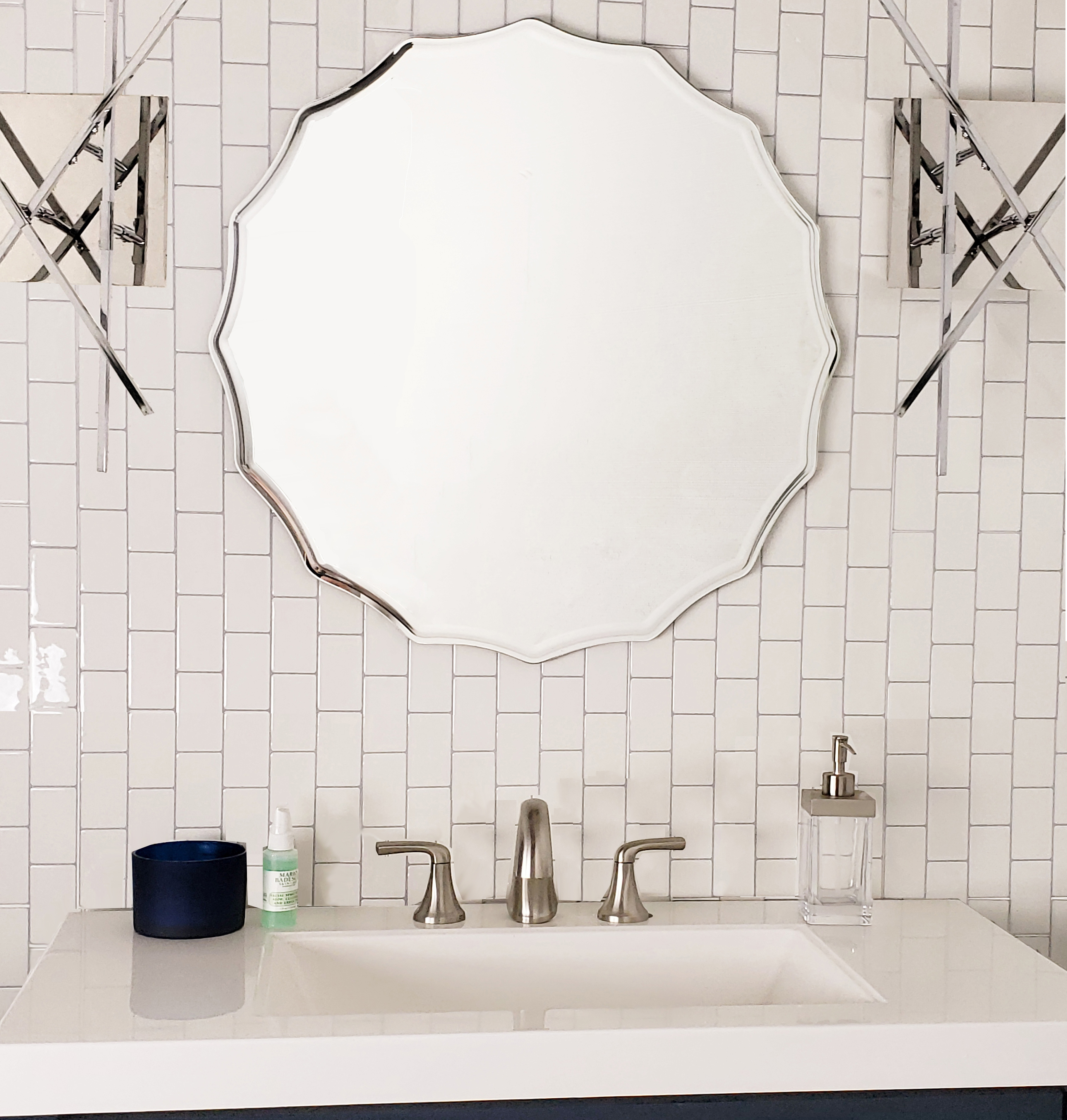 27 in. Single Round Ridge Frameless Wall Mirror with Engraved Edge