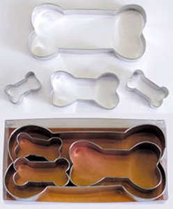 R  M Dog Bone Cookie Cutter 4-Piece Set