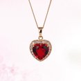 thumbnail image 4 of Collar sencillo con forma de corazón para mujer, con microincrustaciones de circonita roja grande, adorno personalizado para el cuello (dorado), 4 of 7