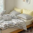 thumbnail image 4 of Juego de cama de rayas atrevidas, 4 of 6