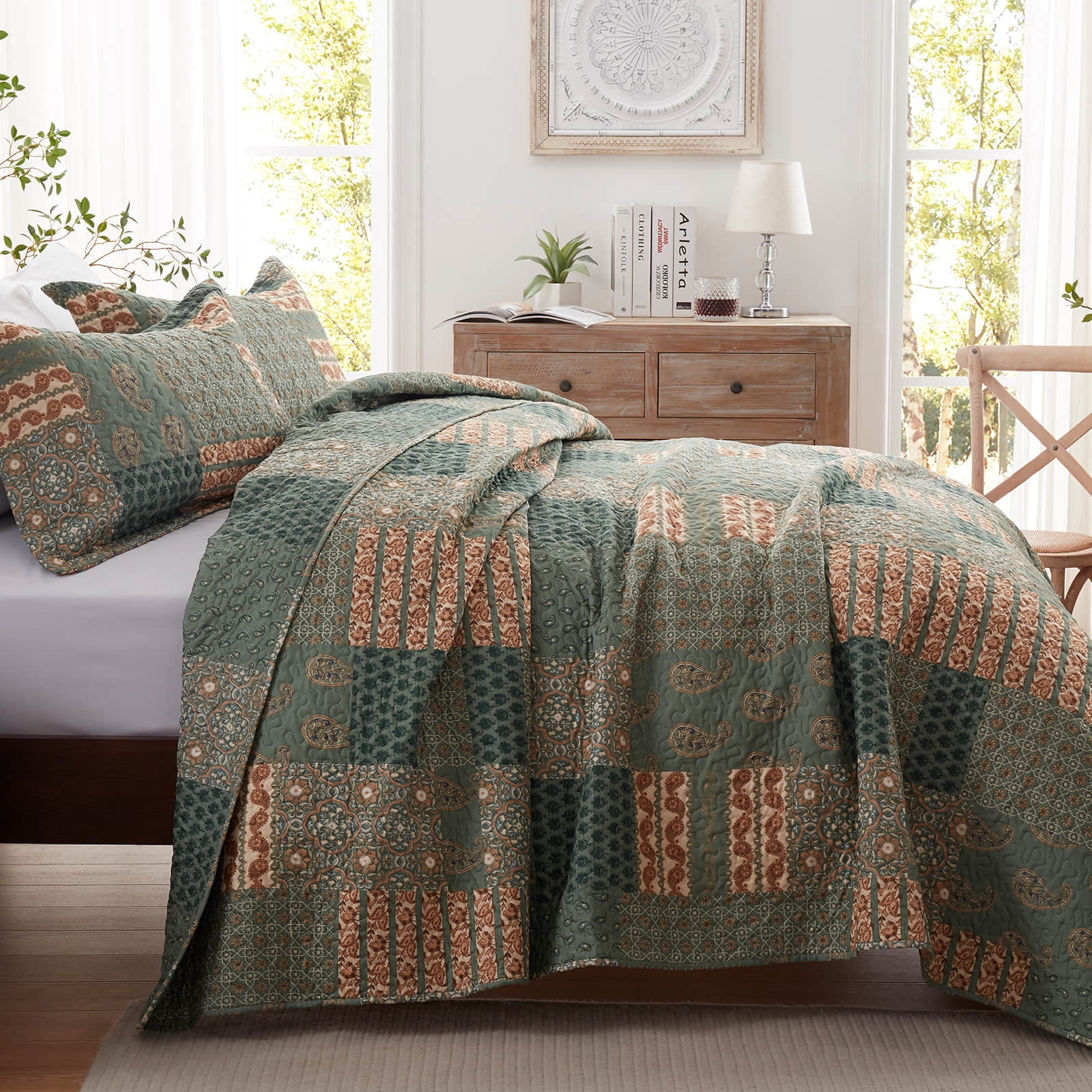 3-Piece Full/Queen Size Quilt Set - Olive Green Paisley Bedspread Coverlet with 2 Pillow Shams, Microfiber