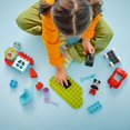 thumbnail image 3 of LEGO DUPLO Disney Mickey Mouse Clubhouse & Car 10454 Ensemble de construction (27 pièces), 3 of 6