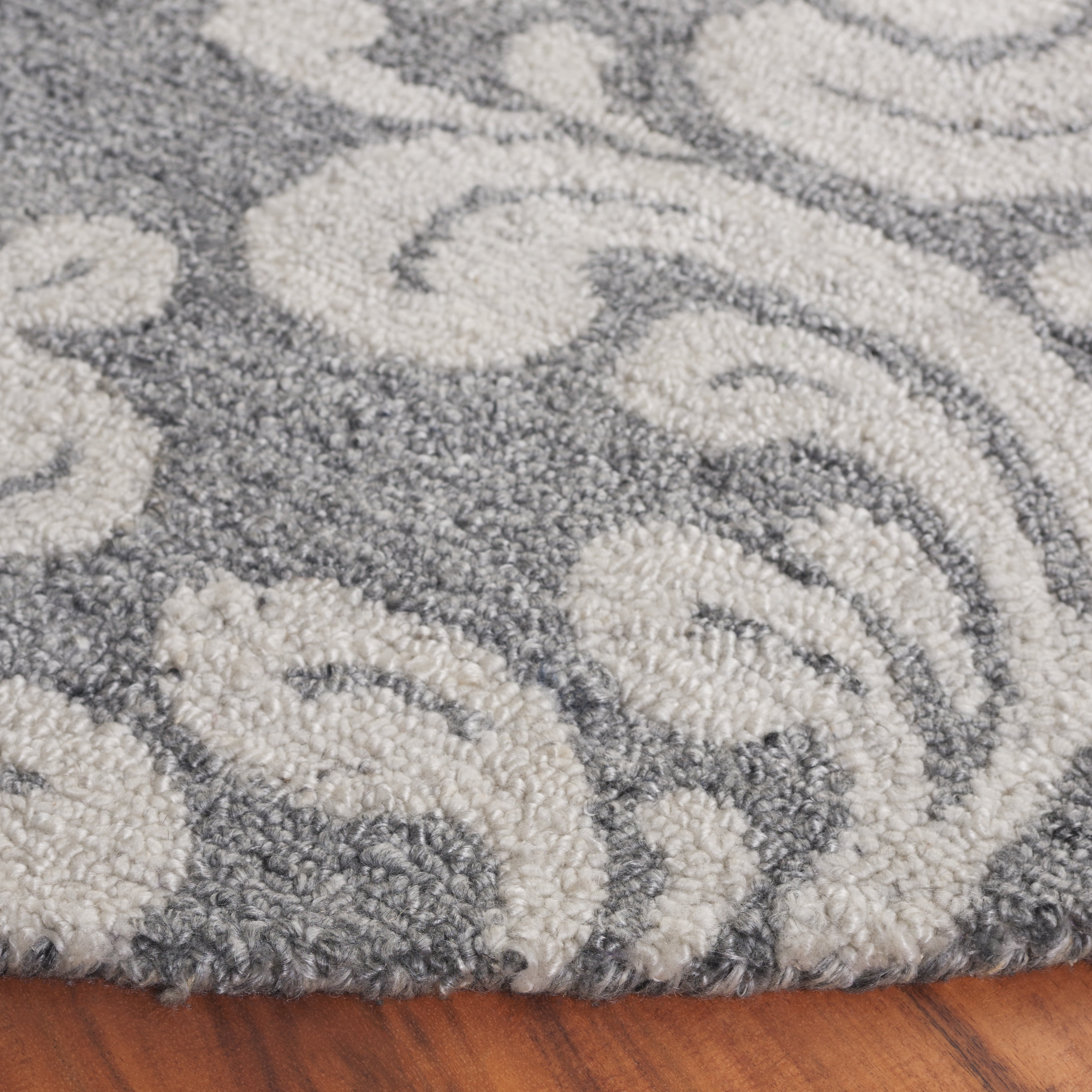 SAFAVIEH Anatolia Garrick Medallion Area Rug, Grey, 6' x 6' Round