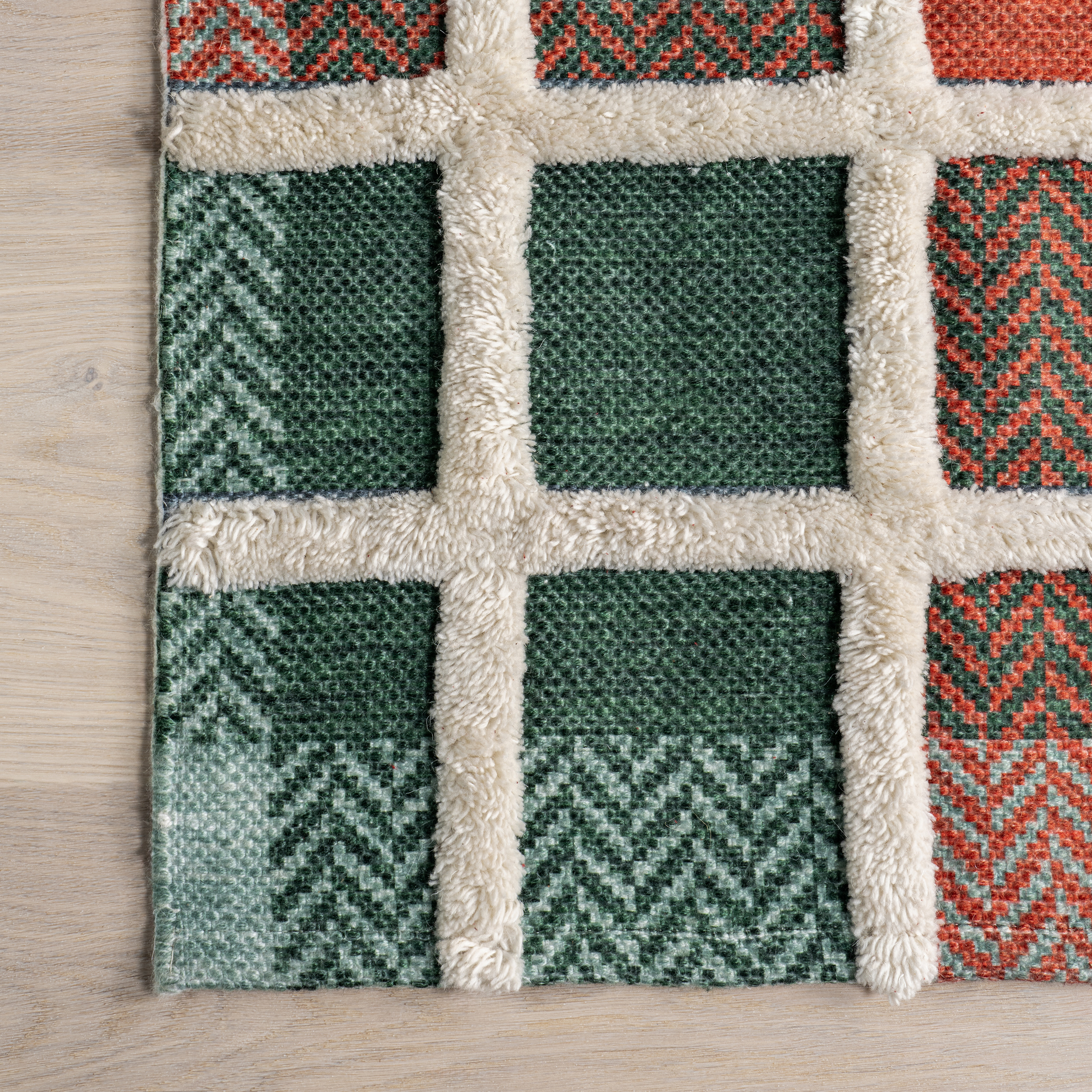 nuLOOM Clara High-Low Tartan Plaid Area Rug, 8' x 10', Hunter Green