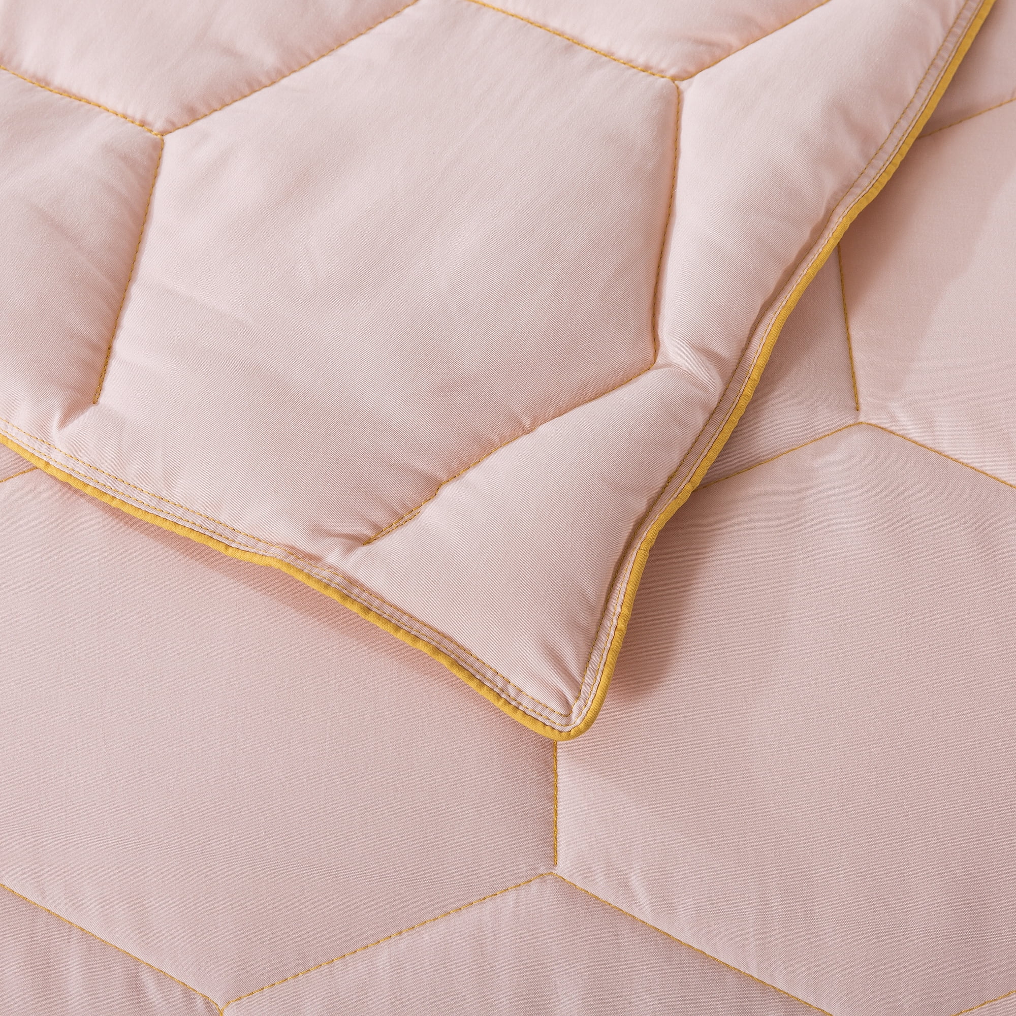 Honeycomb Down Alternative Blanket - Pearl Blush/Spicy Mustard - Twin