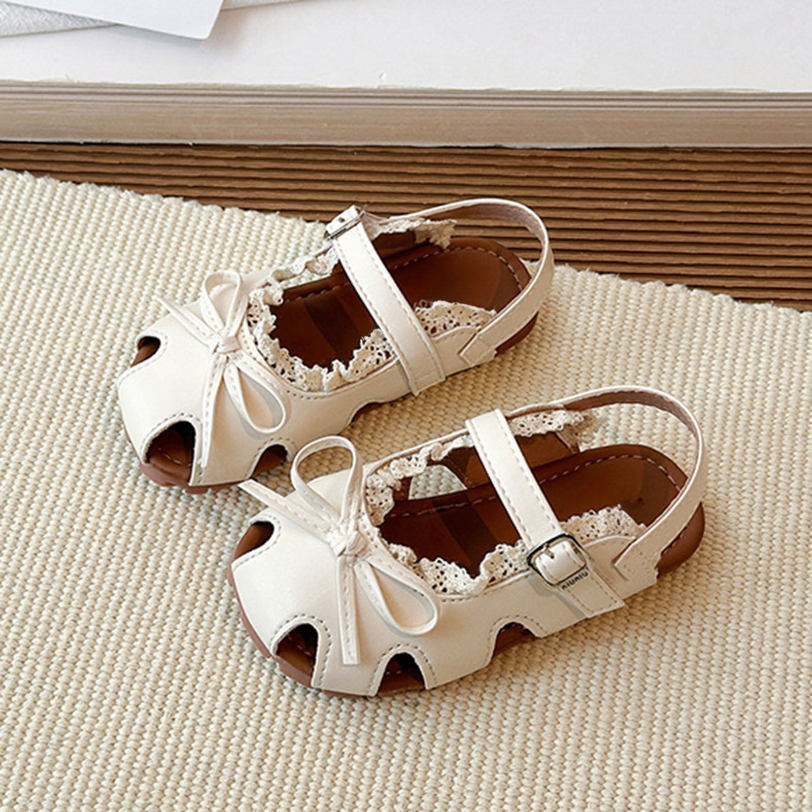enyan Girls Jelly Sandals Summer Breathable Waterproof Fisherman Shoes For Girl Closed Toe Beach Flat-Sandals For Toddler Little Kid Big Kids Jelly Sandals,Beige,Size 6