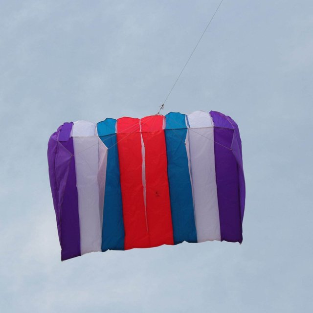 VONKY Large Rainbow Kite and 9.84ft Flying Line for Outdoor Games Activities B