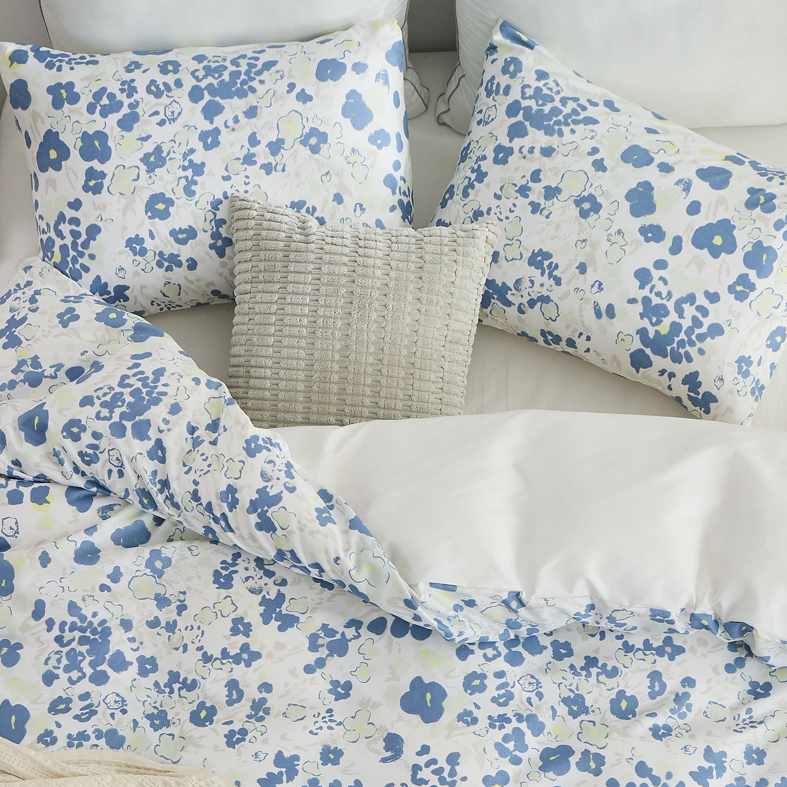 Hitime Queen Duvet Cover Set, Soft & Breathable Microfiber 3 Pieces Queen Bedding Sets, Pattern Queen Comfy Duvet Cover Set, with Zipper Closure (Queen)