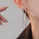 thumbnail image 1 of Puntoco Pendientes De Borla Con Cadena De Hueso De Serpiente Para Mujer, Personalidad De Verano, Pendientes De Temperamento De Moda, Muebles Para El Hogar De Plata De Viento Frío De Alta Gama, 1 of 4