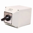 thumbnail image 1 of Interruptor de Leva Giratorio Universal Automático SZW26/LW26-32 32 A, 3 Posiciones, Bifásico, 1-0-2, con Caja Impermeable., 1 of 5